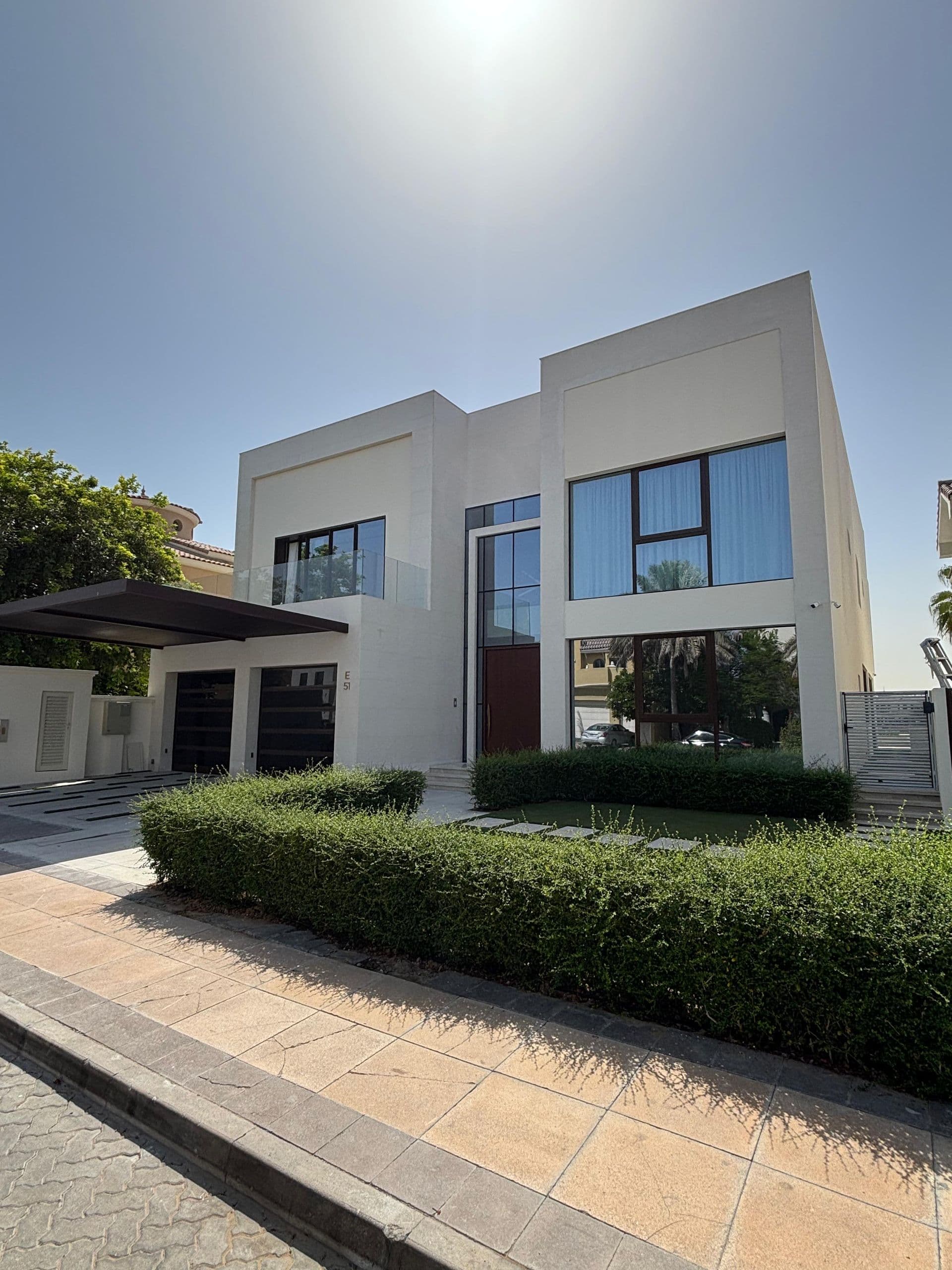 Palm Jumeirah — Luxury Apartment installation by Swiftrooms, image 4